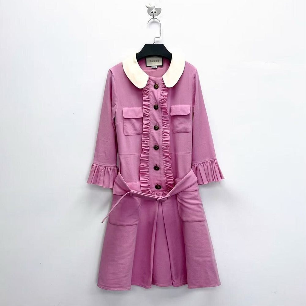 🚩steal authentic Gucci Lavender Dress with Cream Collar